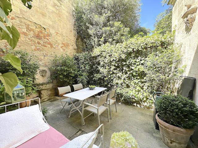 Maison avec terrasse
