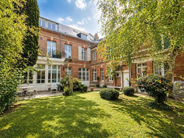 Maison avec terrasse