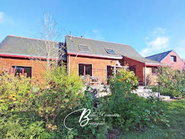 Maison avec jardin et terrasse