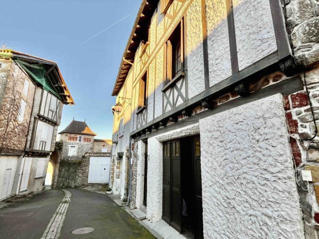 Maison avec trois chambres