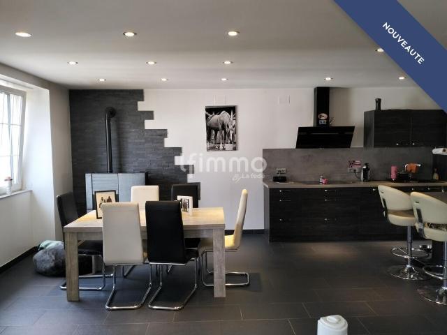 Maison avec une dépendance