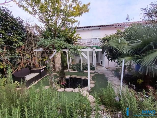 MAISON AVEC VERANDA ET JARDIN VUE PANORAMIQUE