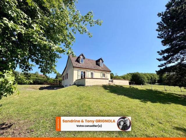 Maison avec vie de plain pied, 3 chambres, sous sol complet. 94m² Valorbiquet