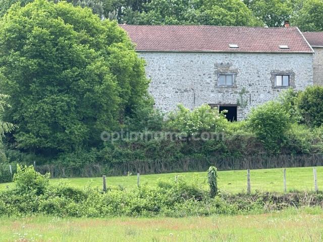 Maison avec vue à finir de rénover sur 1914 m2 de terrain