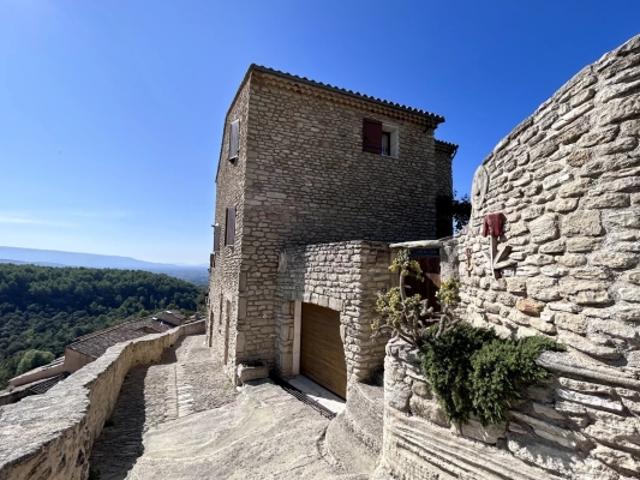MAISON AVEC VUE DOMINANTE