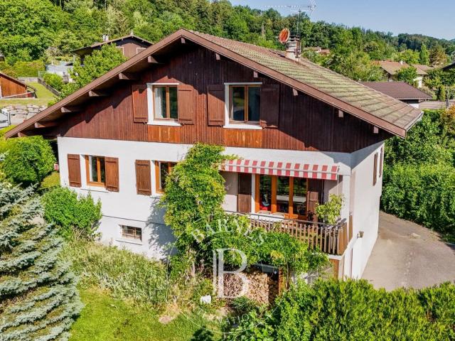 Maison avec vue exceptionnelle et potentiel de valorisation
