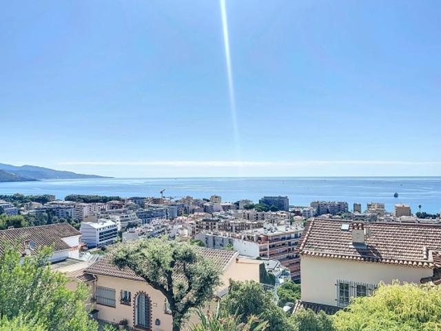 MAISON AVEC VUE SUR MER, ROQUEBRUNE CAP MARTIN