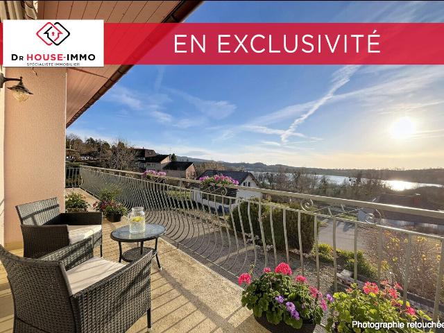 maison avec vue sur le lac