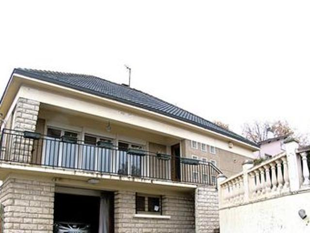 Maison avec vue sur Paris – Terrain arboré de 725 m² – Quartier des Coteaux