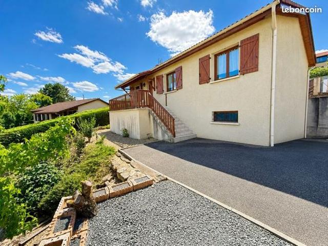 Maison avec vue proche toutes commodités