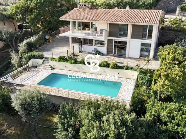 CAVALAIRE SUR MER – VILLA RÉNOVÉE AVEC VUE MER, PISCINE & APPARTEMENT INDÉPENDANT