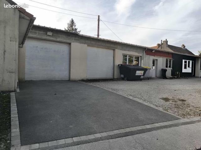 Maison avec atelier + petite maison nielles les blequins