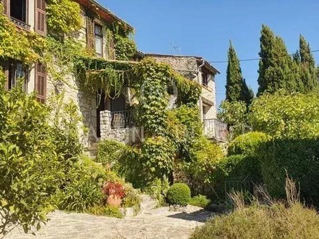Maison avec beaucoup de cachet m² La Colle sur Loup
