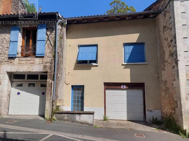 Maison avec cour 120m² Nontron