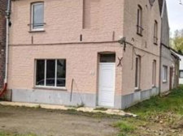Maison avec dépendance à rénover