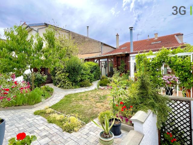 Maison avec dépendance 6 pièces