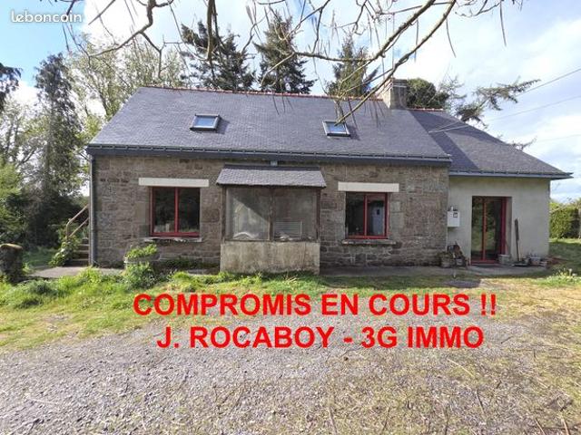 Maison avec dépendances + 13 hectares attenants| Glomel |
