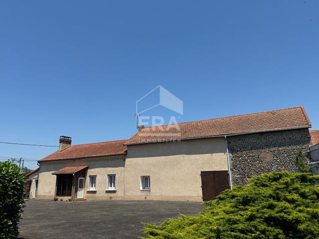 Maison avec dépendances + terrain constructible