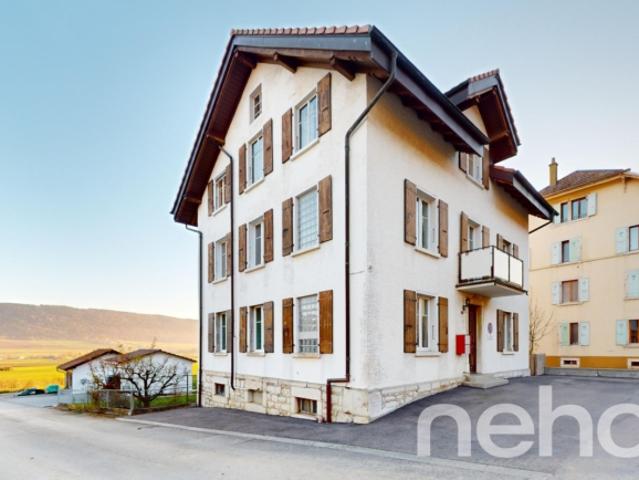 Maison avec deux appartements à Chézard St Martin Opportunité rare !