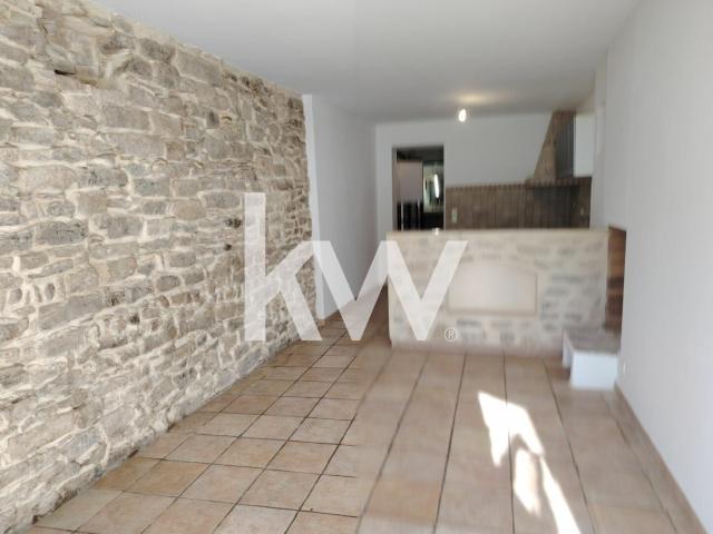 Maison avec extérieur à RODILHAN