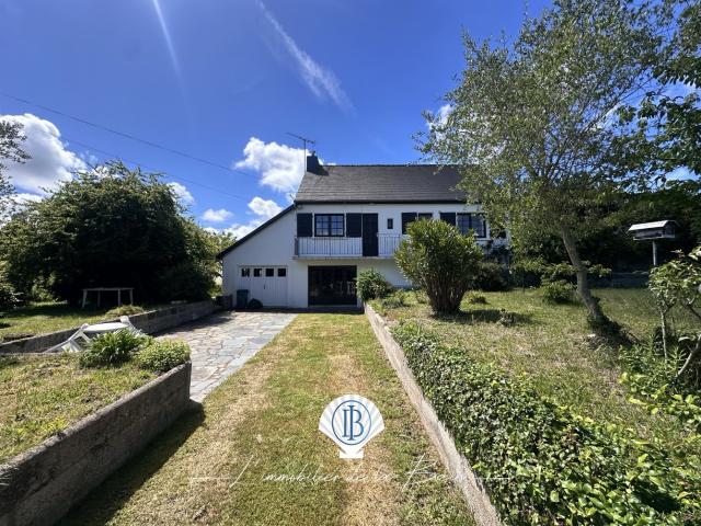 Maison avec fort potentiel à Fréhel Terrain constructible de 2 439 m2 à proximité de la plage