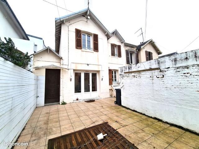 Maison avec garage