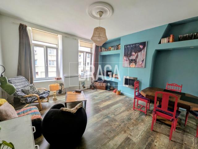 MAISON AVEC GARAGE + ATELIER + TERRASSE