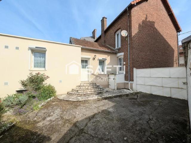 Maison avec garage, jardin et grenier aménageable