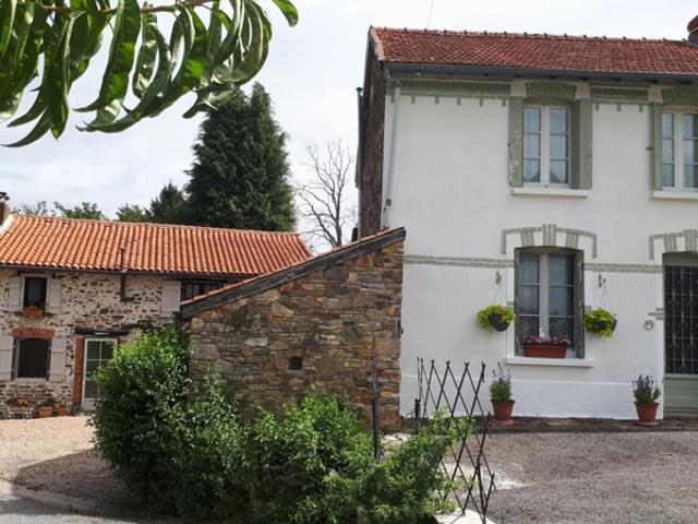 Maison avec gîte à vendre Bussière Poitevine 87