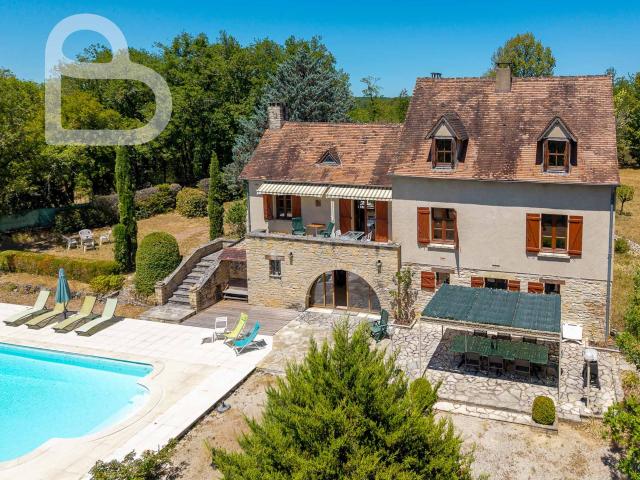 Maison avec gîte et piscine à deux pas de Catus 213m² Catus