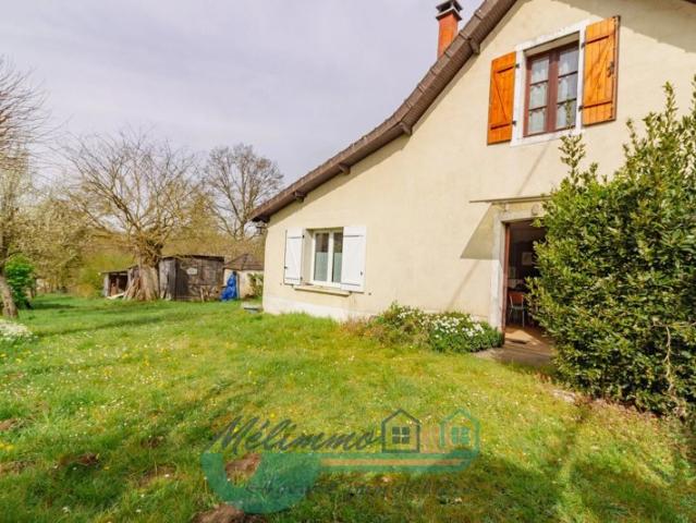 Maison avec grand terrain à Toucy 89130