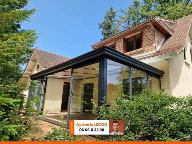Maison avec grand terrain arboré à ARDON 45