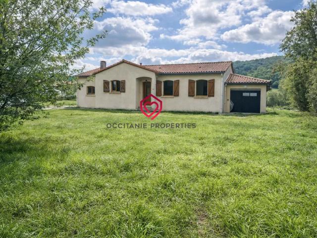 Maison avec grand terrain et vue imprenable