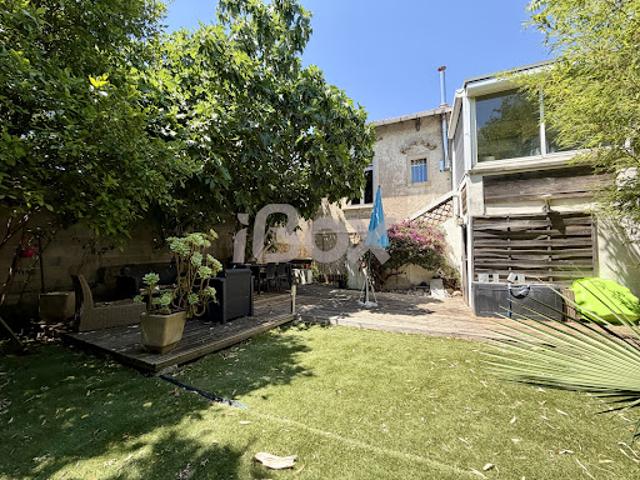 Maison avec jardin