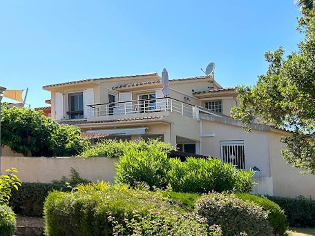 Maison avec jardin