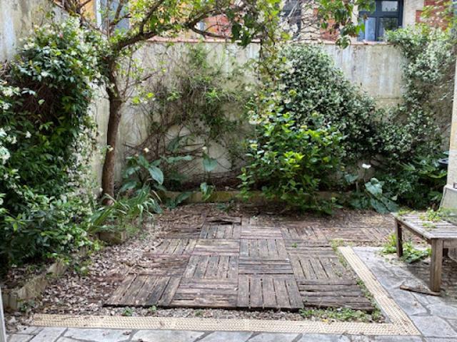 Maison avec jardin