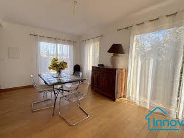 Maison avec jardin