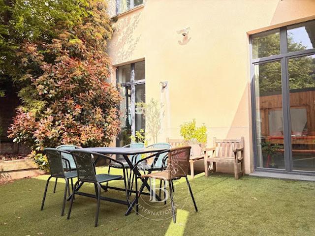 Maison avec jardin
