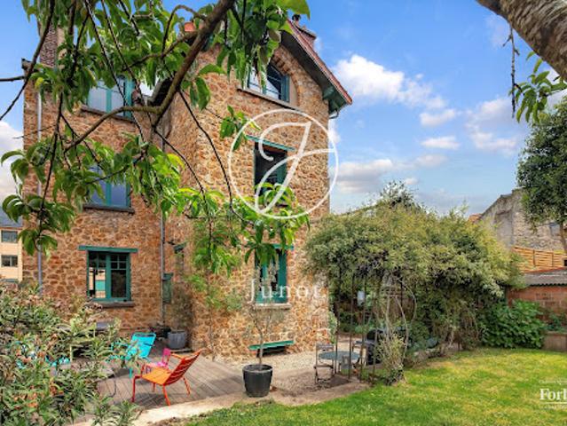Maison avec jardin