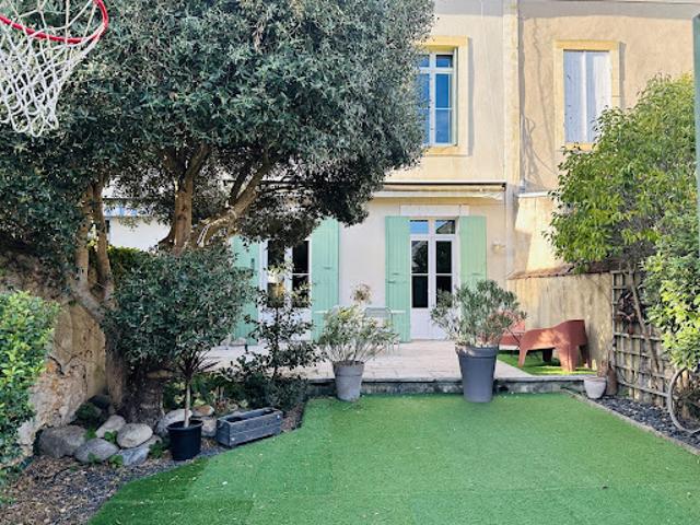 Maison avec jardin