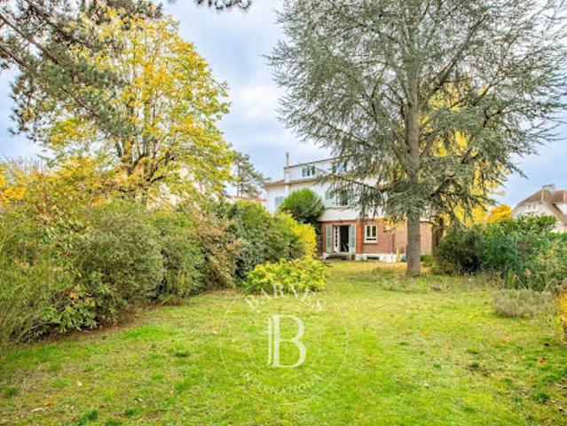 Maison avec jardin