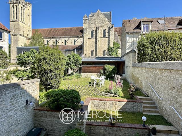 Maison avec jardin