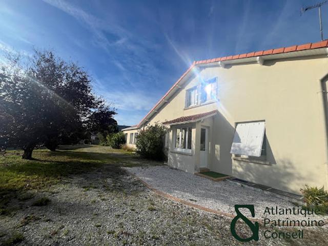 Maison avec jardin