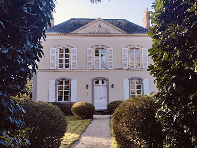 Maison avec jardin et terrasse