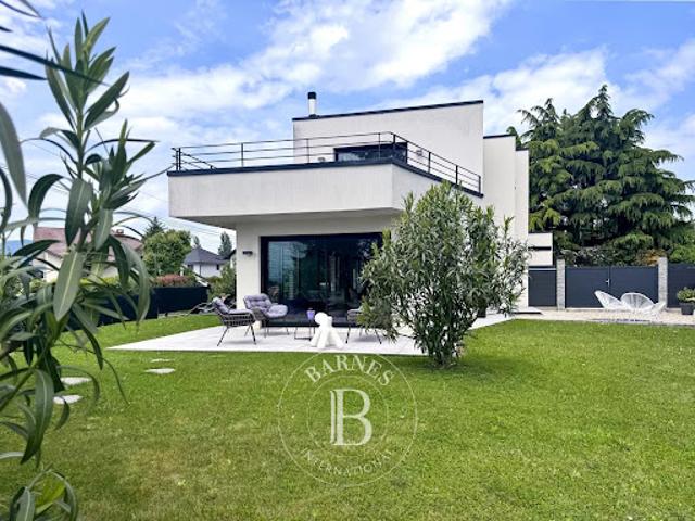 Maison avec jardin