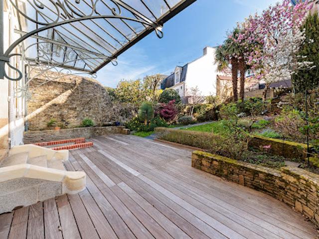 Maison avec jardin
