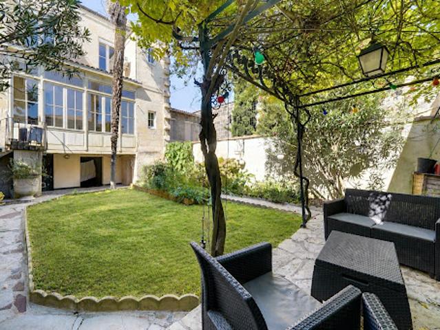 Maison avec jardin