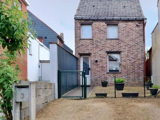 Maison avec JARDIN + 2 chambres et 2 emplacements de parkin