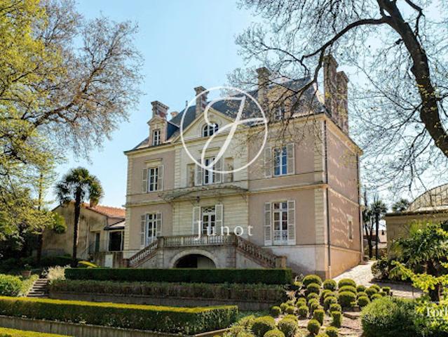 Maison avec jardin