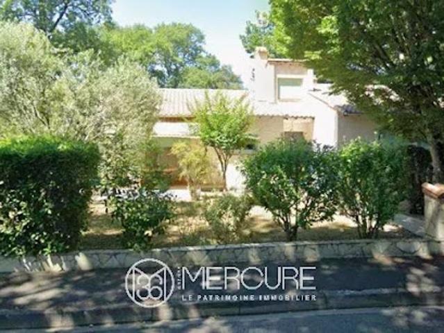 Maison avec jardin